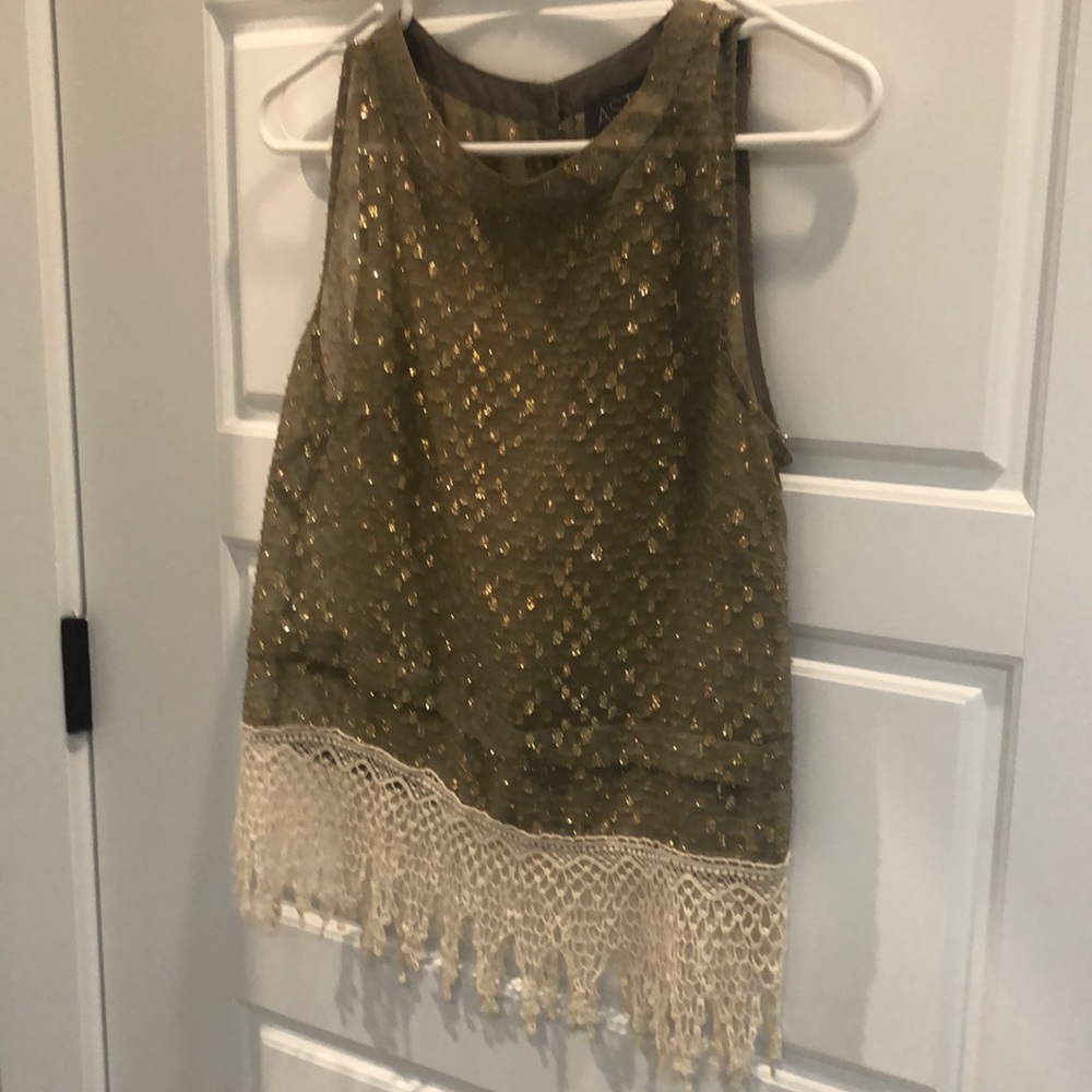 Gold sequence top